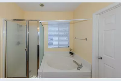 2158 W Cherrywood Circle, Anaheim, CA 92804 - Photo 16