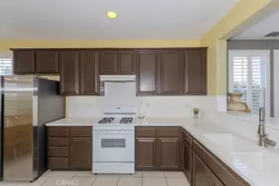 2158 W Cherrywood Ln, Anaheim, CA 92804 - Photo 8