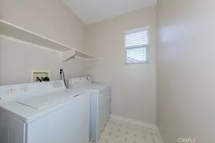 2158 W Cherrywood Circle, Anaheim, CA 92804 - Photo 22