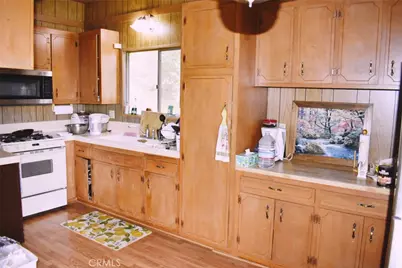 25145 Valle, Crestline, CA 92325 - Photo 8
