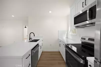 102 E Avenida San Gabriel, San Clemente, CA 92672 - Photo 8
