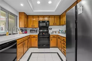 2512 E Willow St, Signal Hill, CA 90755 - Photo 20