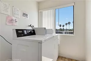2805 E 3rd, Long Beach, CA 90814 - Photo 38