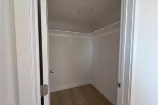 645 W 97th, Los Angeles, CA 90044 - Photo 10