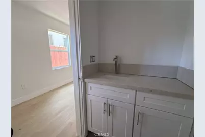 645 W 97th, Los Angeles, CA 90044 - Photo 4