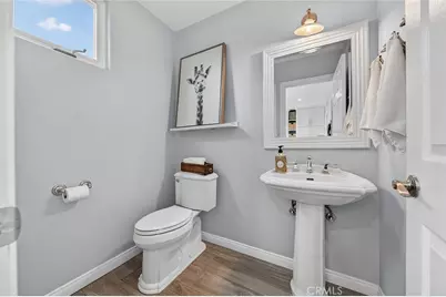 1209 S East Gates, Anaheim, CA 92804 - Photo 20
