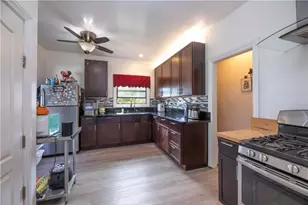823 Maine, Long Beach, CA 90813 - Photo 34