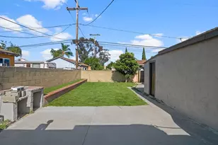 14912 S Gibson, Compton, CA 90221 - Photo 28