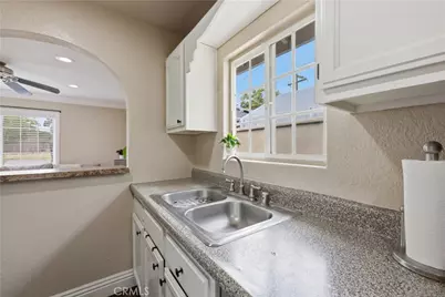 456 N Linden, Anaheim, CA 92801 - Photo 8