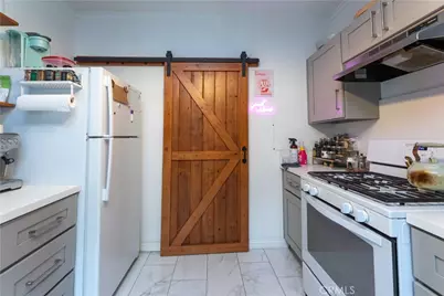 823 Maine, Long Beach, CA 90813 - Photo 12