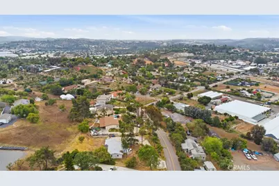 403 Estrelita, Vista, CA 92084 - Photo 32