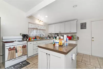 2113 W Niobe, Anaheim, CA 92804 - Photo 12
