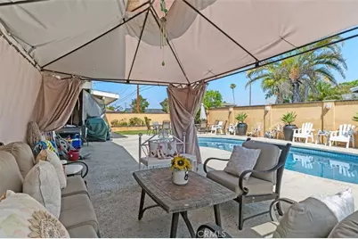 2113 W Niobe, Anaheim, CA 92804 - Photo 26
