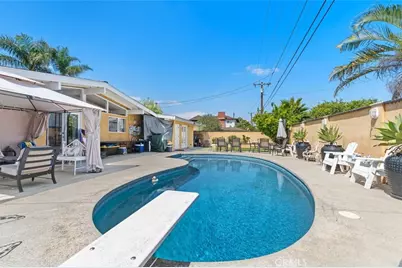 2113 W Niobe, Anaheim, CA 92804 - Photo 28