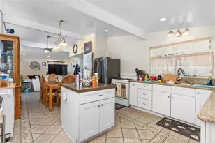 2113 W Niobe, Anaheim, CA 92804 - Photo 14