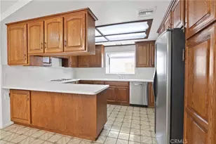 17565 Santa Monica, Fountain Valley, CA 92708 - Photo 2