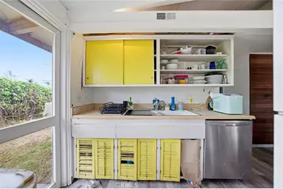 3026 Stevely Avenue, Long Beach, CA 90808 - Photo 18