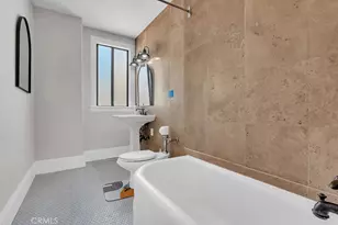 315 W 3rd, Long Beach, CA 90802 - Photo 14
