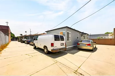 511 W Manchester, Inglewood, CA 90301 - Photo 6