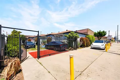 511 W Manchester, Inglewood, CA 90301 - Photo 2