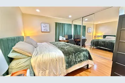 18350 Hatteras #176, Tarzana, CA 91356 - Photo 22