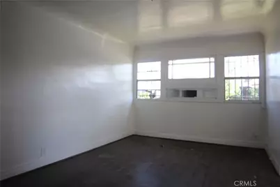 3959 S St Andrews, Los Angeles, CA 90062 - Photo 10