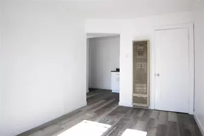 3959 S St Andrews, Los Angeles, CA 90062 - Photo 14