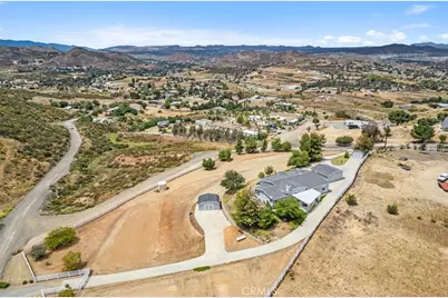 33530 Wright, Menifee, CA 92584 - Photo 36