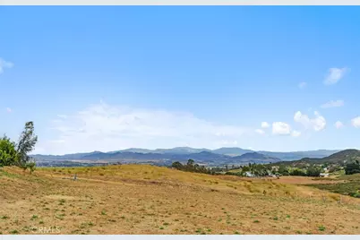 33530 Wright, Menifee, CA 92584 - Photo 40