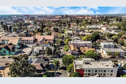 1978 Estrella, Los Angeles, CA 90007 - Photo 6
