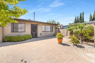 2114 Orange Avenue, Santa Ana, CA 92707 - Photo 26