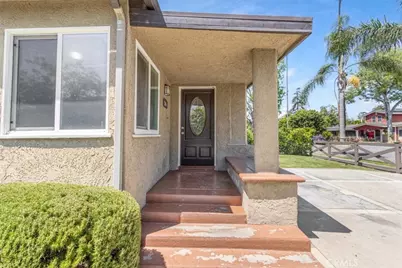 2114 Orange Avenue, Santa Ana, CA 92707 - Photo 2