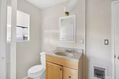 2114 Orange Avenue, Santa Ana, CA 92707 - Photo 12