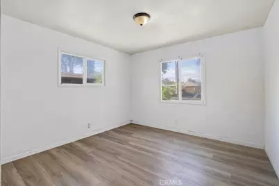 2114 Orange Avenue, Santa Ana, CA 92707 - Photo 14