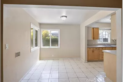 2114 Orange Avenue, Santa Ana, CA 92707 - Photo 8