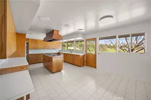 8780 Hillcrest Rd, Buena Park, CA 90621 - Photo 34