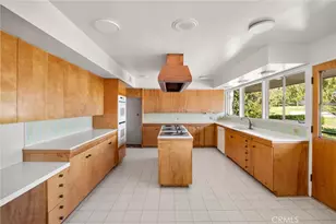 8780 Hillcrest Rd, Buena Park, CA 90621 - Photo 36
