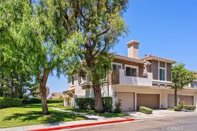 1089 S Daybreak Court, Anaheim Hills, CA 92808 - Photo 2