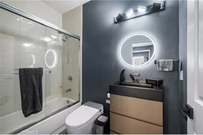 9882 Broadway, Anaheim, CA 92804 - Photo 20