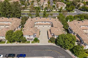 12817 Ternberry Ct, Tustin, CA 92782 - Photo 32