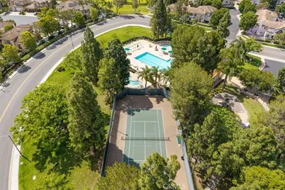 12817 Ternberry Court, Tustin, CA 92782 - Photo 2