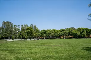 33 Silverado, Irvine, CA 92618 - Photo 28