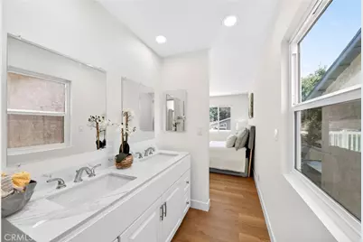 7552 Thousand Oaks, Tujunga, CA 91042 - Photo 26