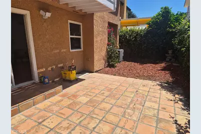 7552 Thousand Oaks, Tujunga, CA 91042 - Photo 32