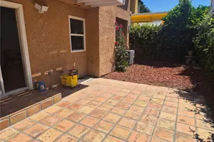7552 Thousand Oaks, Tujunga, CA 91042 - Photo 32
