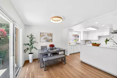 7552 Thousand Oaks, Tujunga, CA 91042 - Photo 16