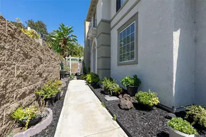 650 Ziegler Way, Placentia, CA 92870 - Photo 6