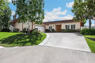 19762 Majorca, Yorba Linda, CA 92886 - Photo 2
