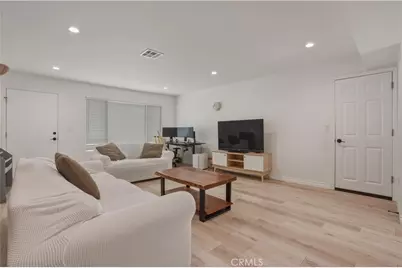 8839 Cedros Avenue #3, Panorama City, CA 91402 - Photo 6