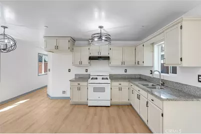 10621 Kalmia, Los Angeles, CA 90002 - Photo 30